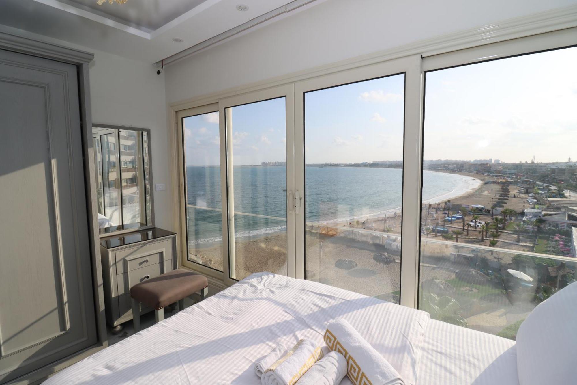 Beach Luxury Mamoura Private Beach アレクサンドリア エクステリア 写真
